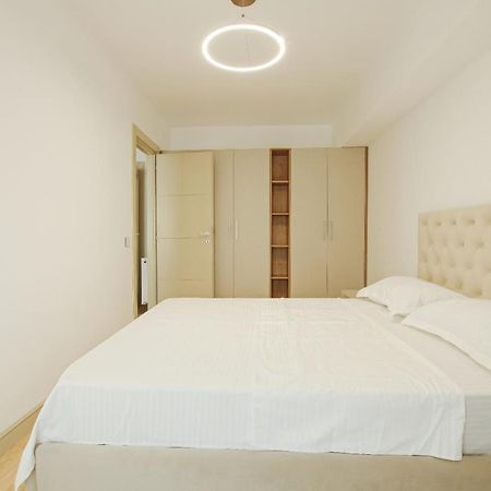 Himson-Beige Apartment Jassy Zewnętrze zdjęcie