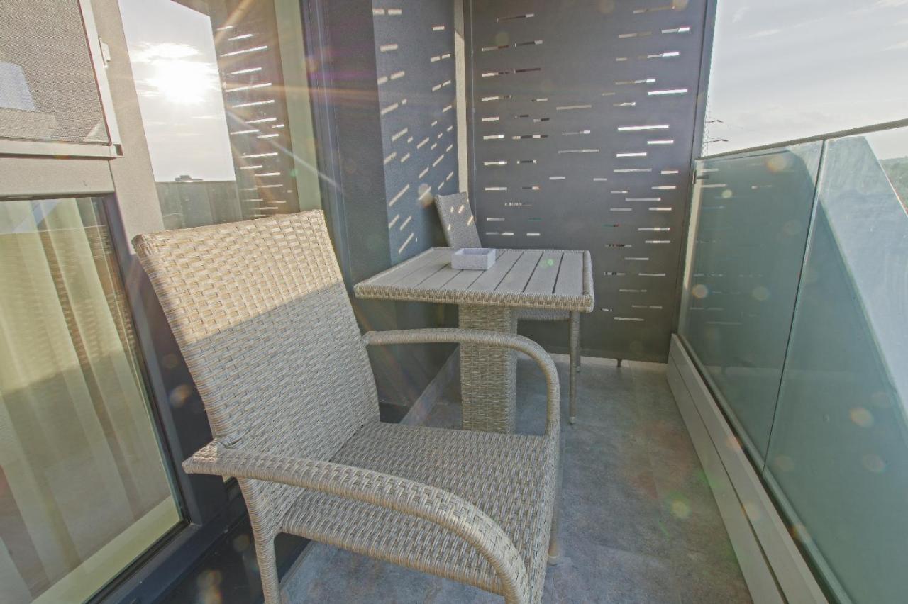 Himson-Beige Apartment Jassy Zewnętrze zdjęcie